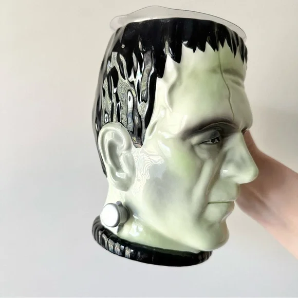 Vintage Universal Studios Monsters Mug - Picture 2 of 5